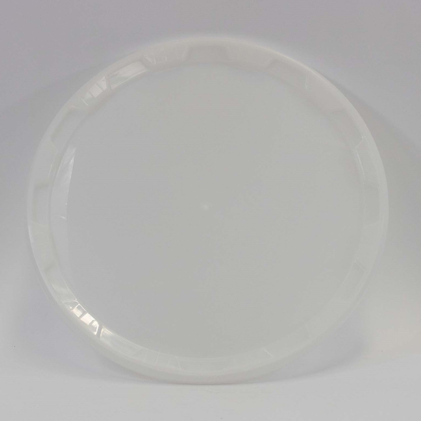 33 Ltr Bucket Lid  Hole and Grommet-1.jpg